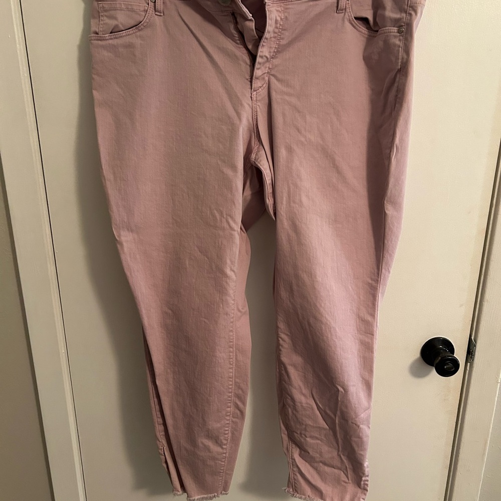 LOFT Ankle Cropped Jeans in Soft Pink